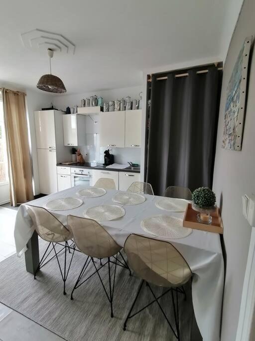 Maison Familiale Proche De La Mer Lancieux Exterior foto
