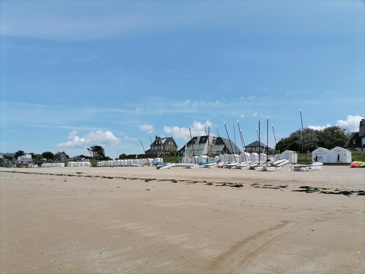 Maison Familiale Proche De La Mer Lancieux Exterior foto